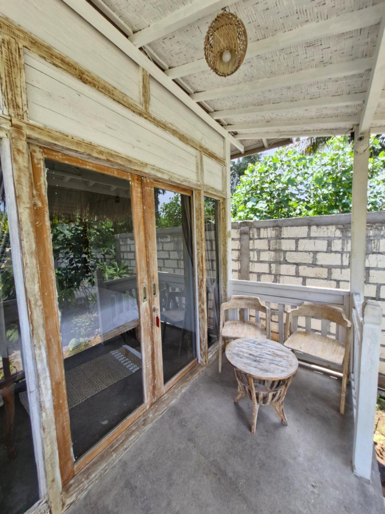 The Layar Homestay Batununggul Екстер'єр фото