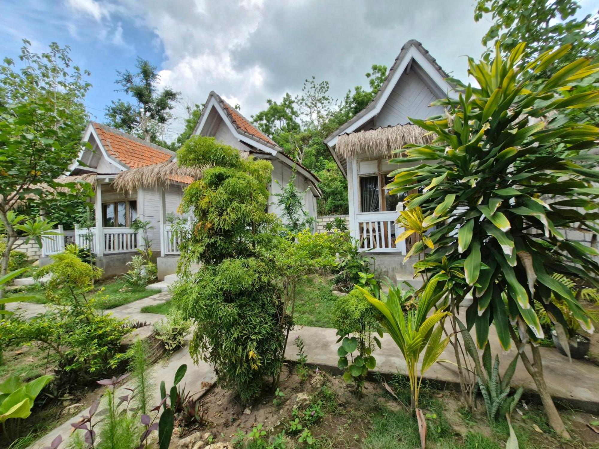 The Layar Homestay Batununggul Екстер'єр фото